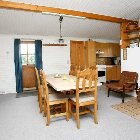 Three-bedroom Holiday In Juelsminde 24 펜션 *