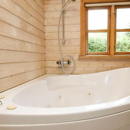 Three-bedroom Holiday In Juelsminde 24 펜션 *